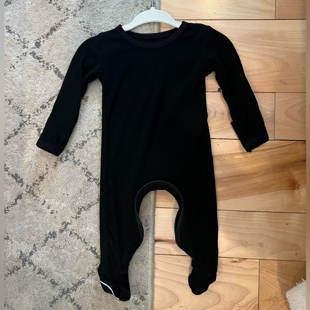 OG Lemon & Loom - Black Ribbed Sleeper - 0-3 Months
